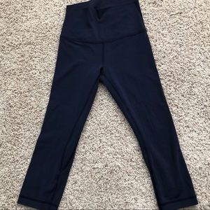 Navy Lululemon High Rise Align Crops